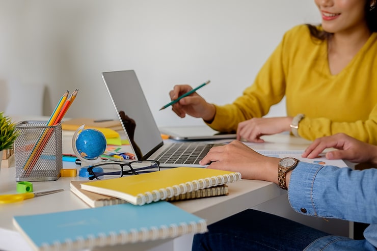 plataforma de estudos gratuita